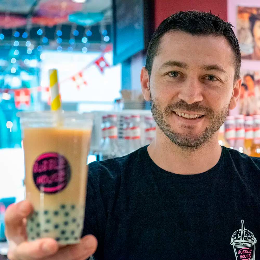 Bestil bubble tea i alverdens smagsvarianter hos Bubble House i Taastrup. 